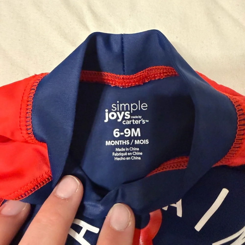 Kids Navy & Red 'Captain of the Sea' Long-Sleeve Rash Guard